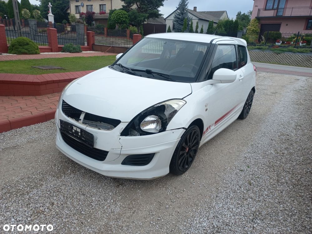 Suzuki Swift - 4