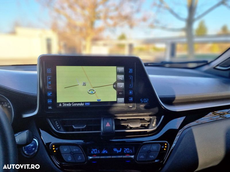 Toyota C-HR Lounge - 19