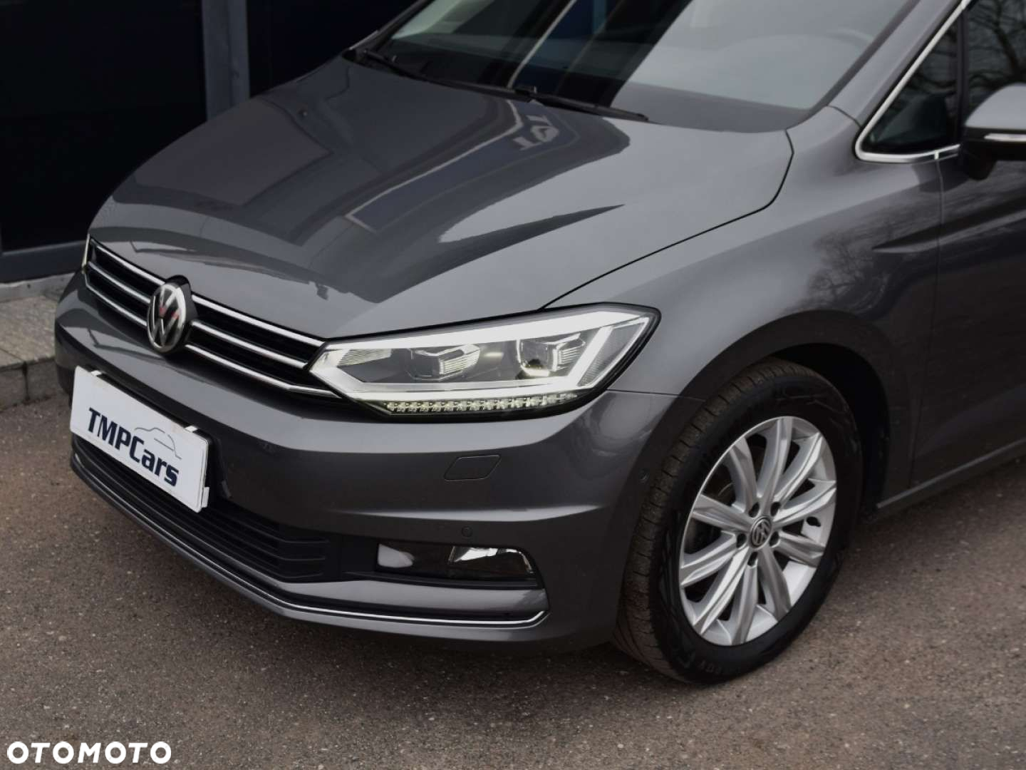 Volkswagen Touran - 13