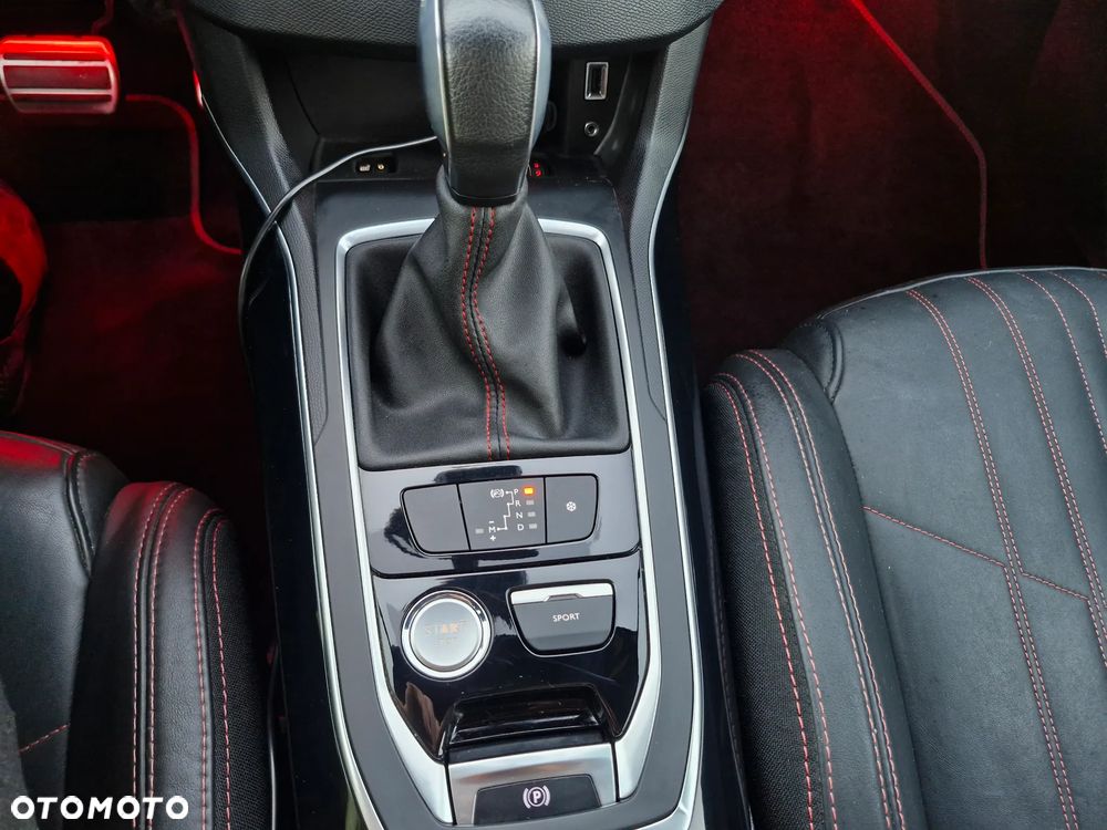 Peugeot 308 BlueHDi 180 EAT6 GT - 22