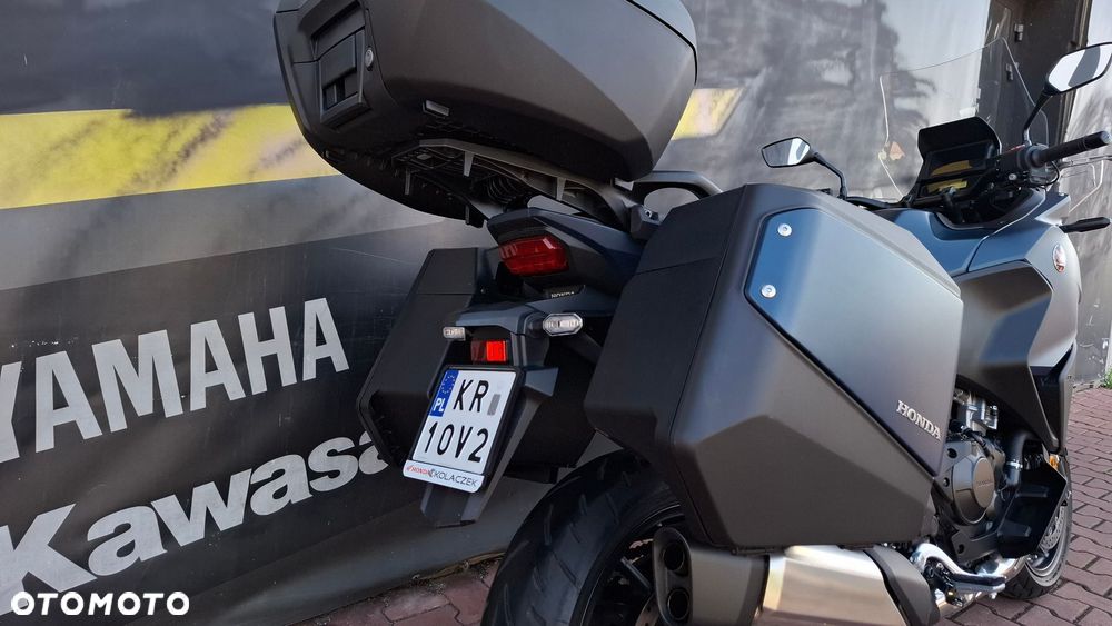Honda NT - 9