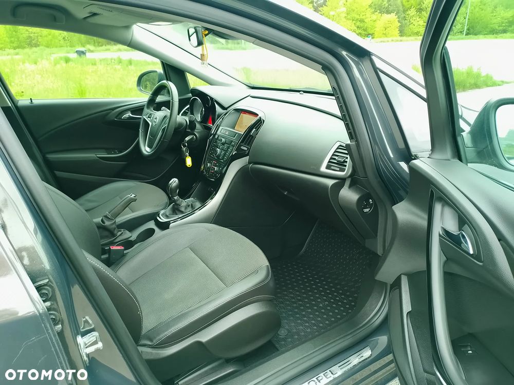 Opel Astra 1.6 CDTI DPF ecoFLEX TourerStart/Stop Exklusiv - 26