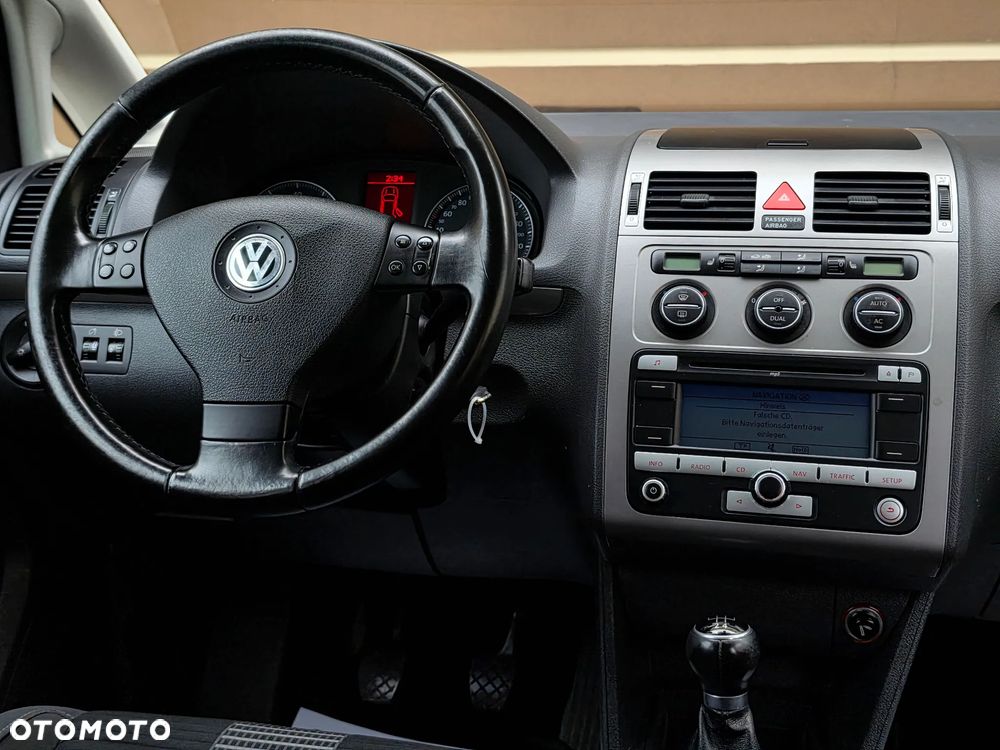Volkswagen Touran 1.6 United - 40