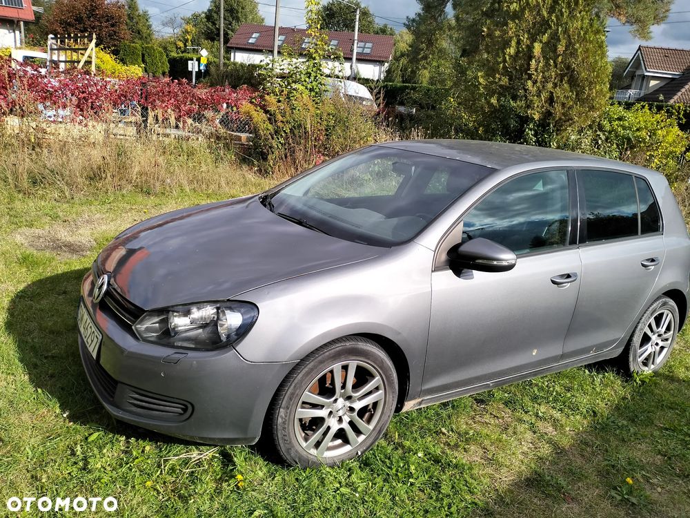 Volkswagen Golf - 1