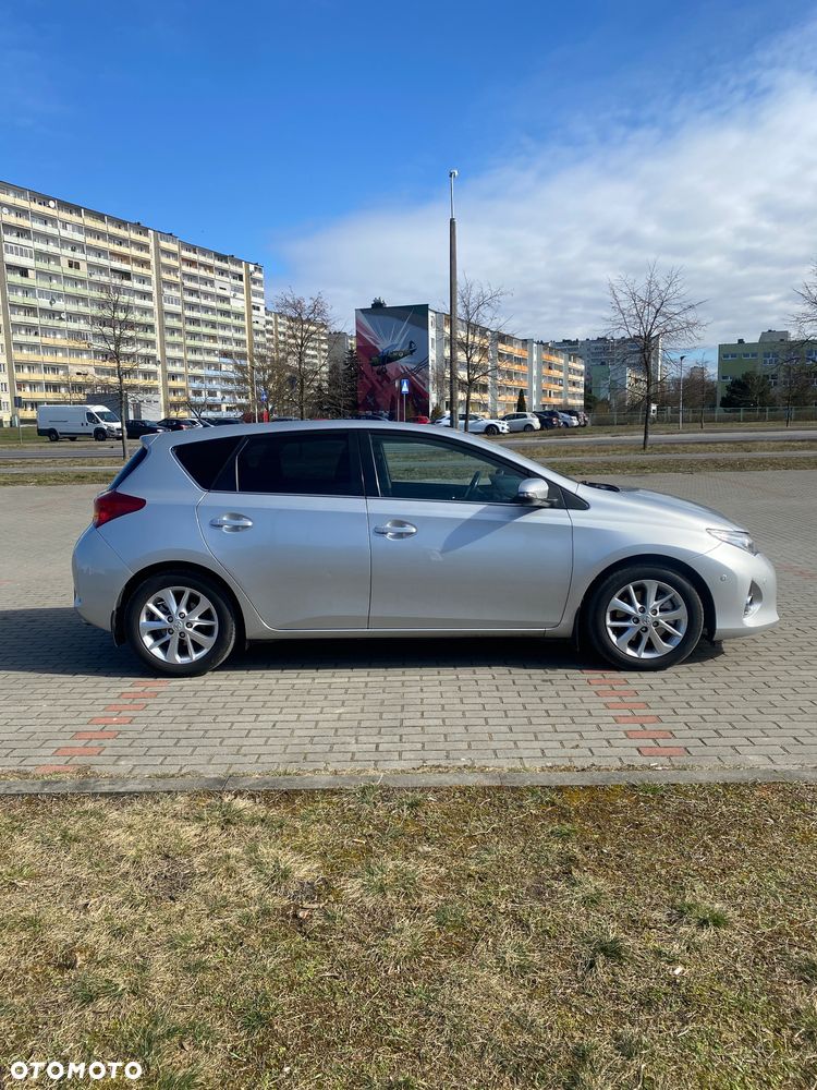 Toyota Auris 2.0 D-4D Prestige - 5