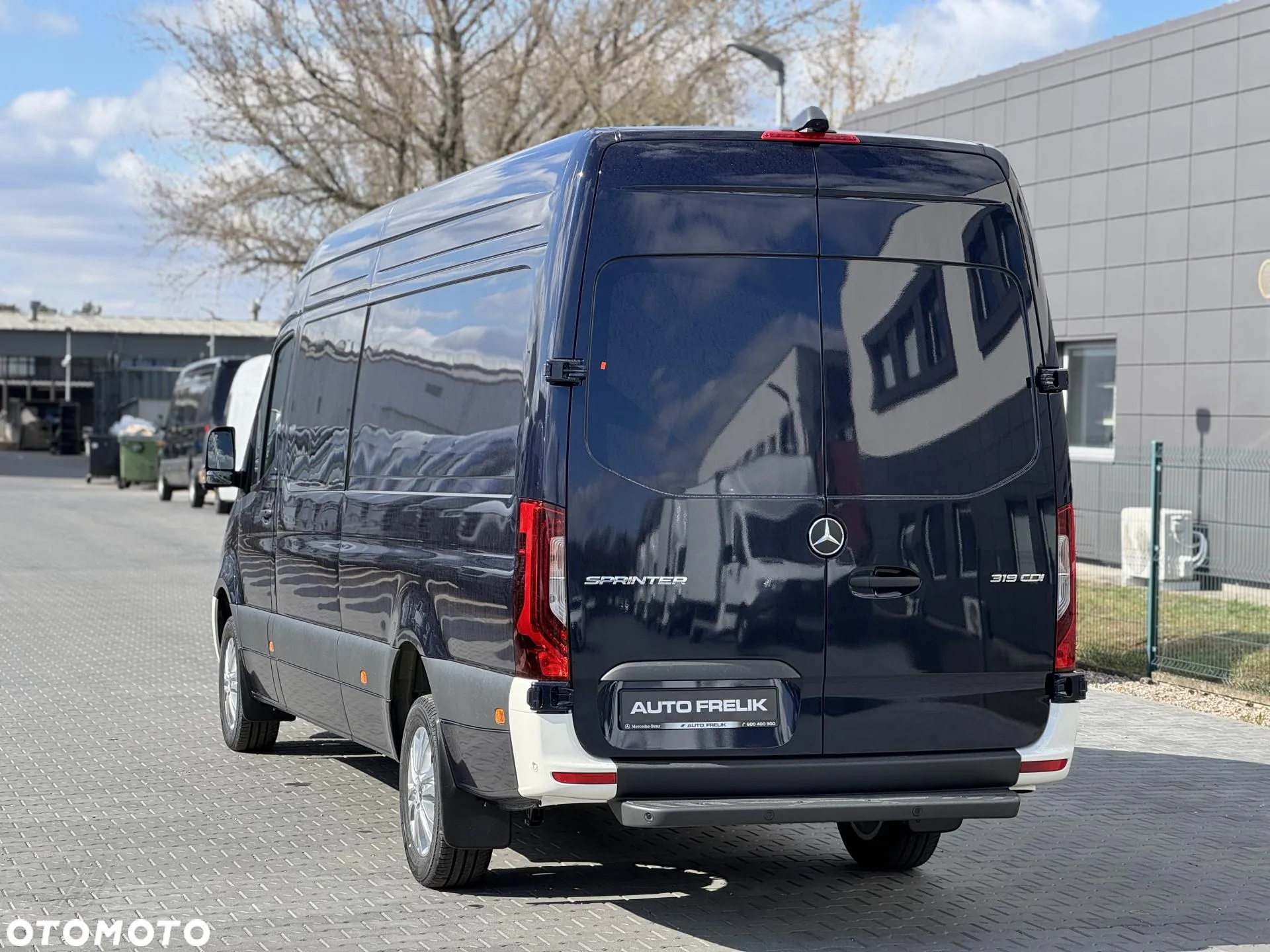 Mercedes-Benz Sprinter - 5