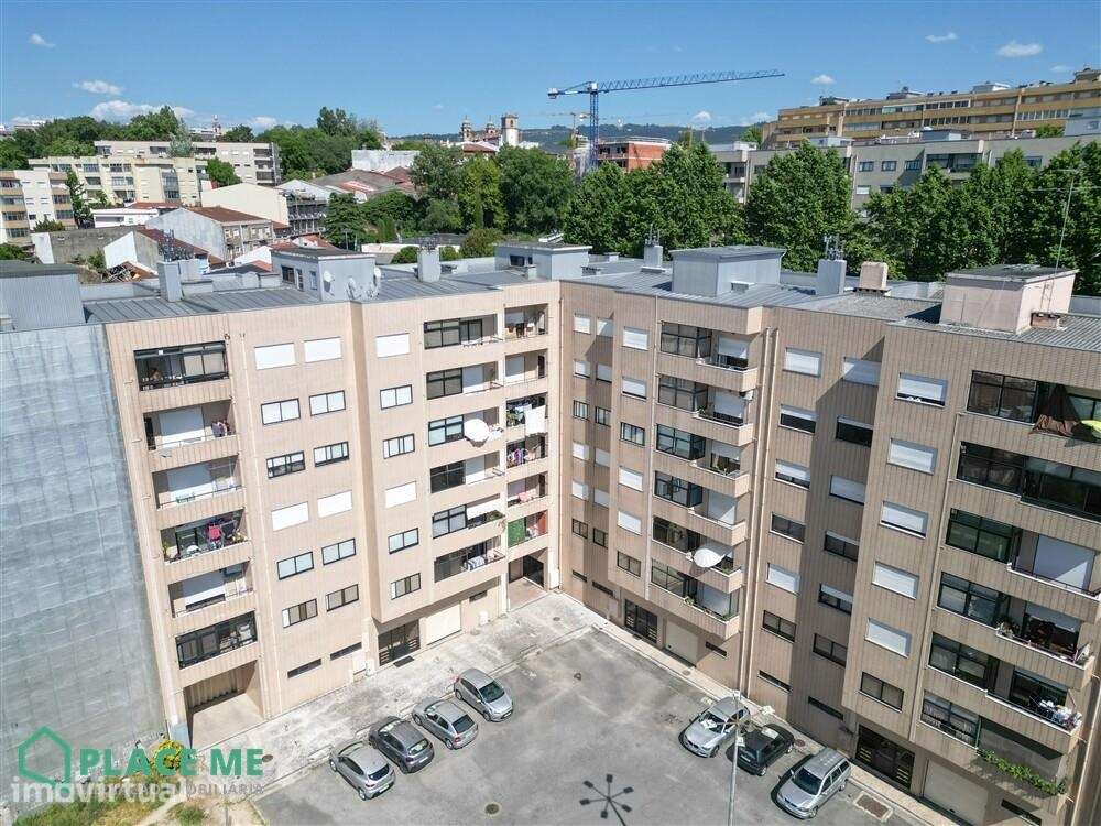 Apartamento T1+1 próximo da Estação de Comboios - Grande imagem: 2/36