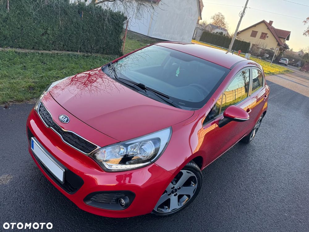 Kia Rio - 10