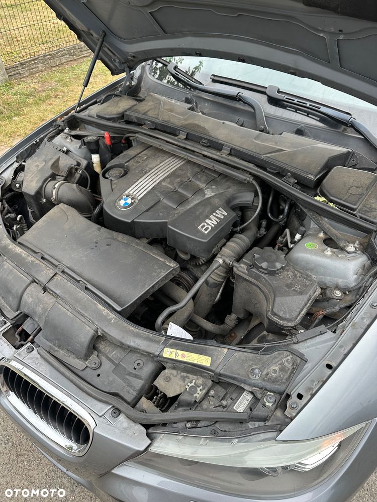BMW Seria 3 320d DPF - 13
