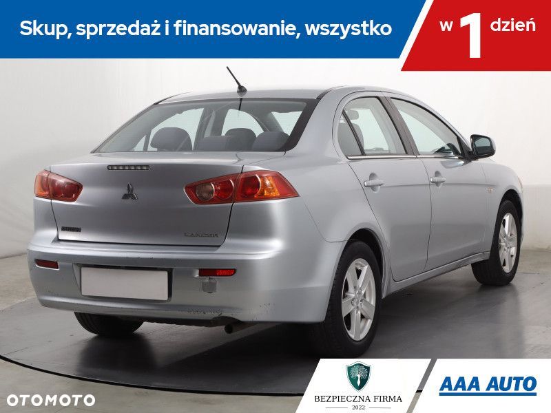 Mitsubishi Lancer - 7