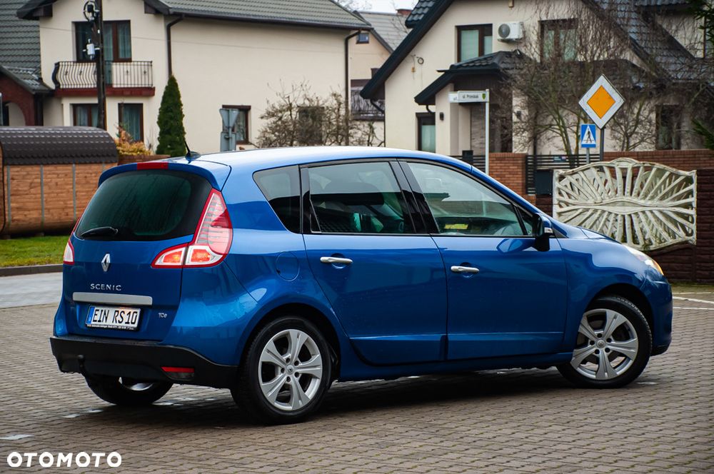 Renault Scenic TCe 130 Luxe - 17