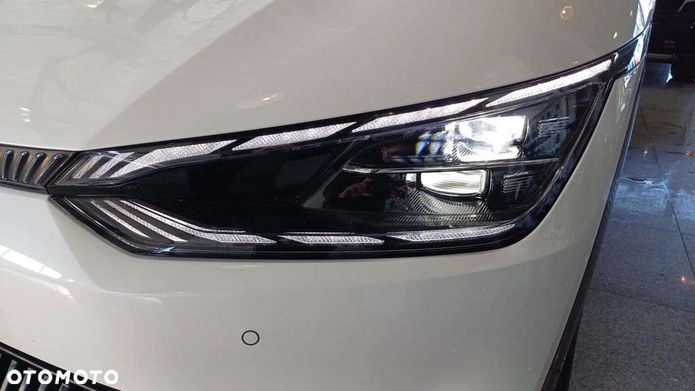 Kia EV6 77.4kWh Plus AWD - 19