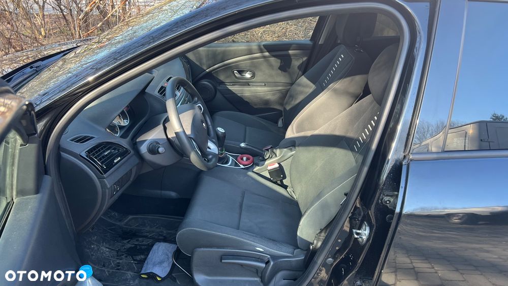 Renault Megane 1.5 dCi Authentique - 9