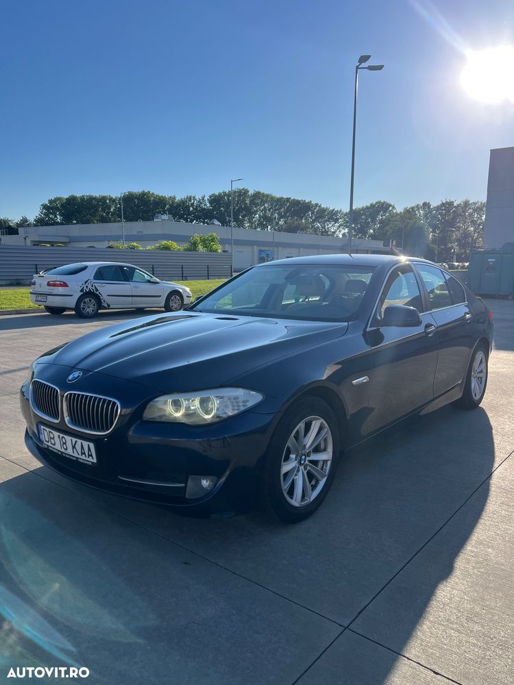 BMW Seria 5 520d Aut. - 1