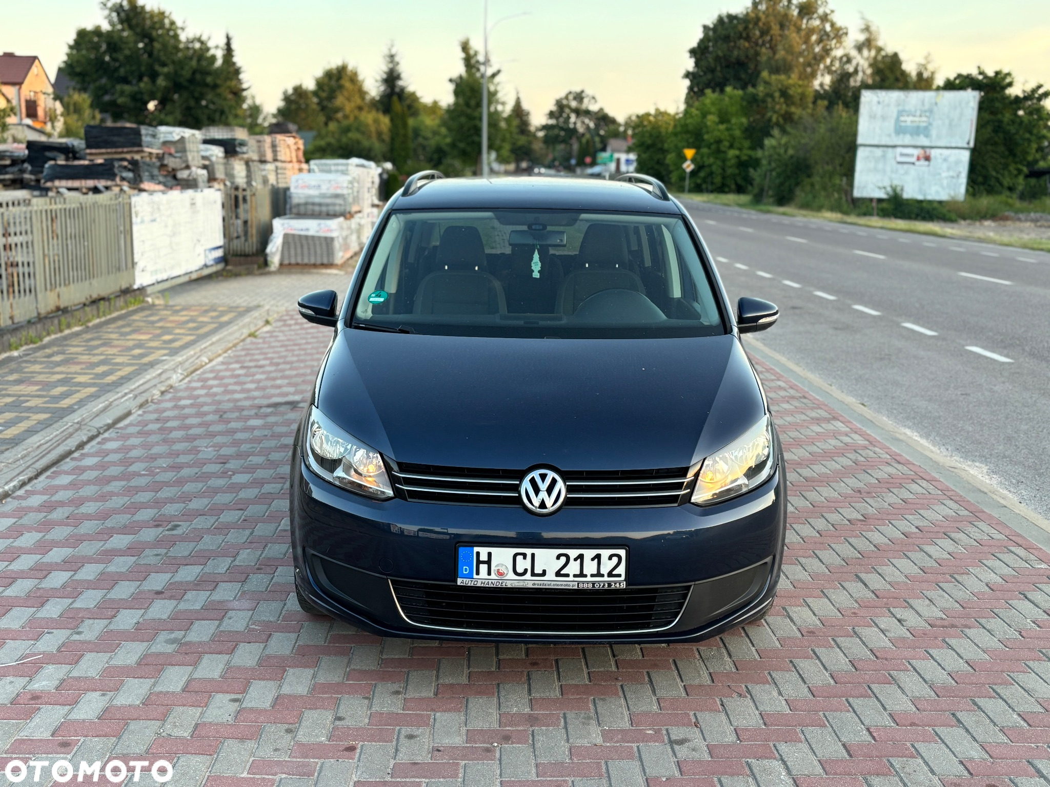 Volkswagen Touran - 3
