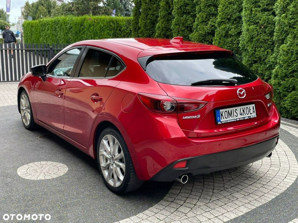 Mazda 3 - 4