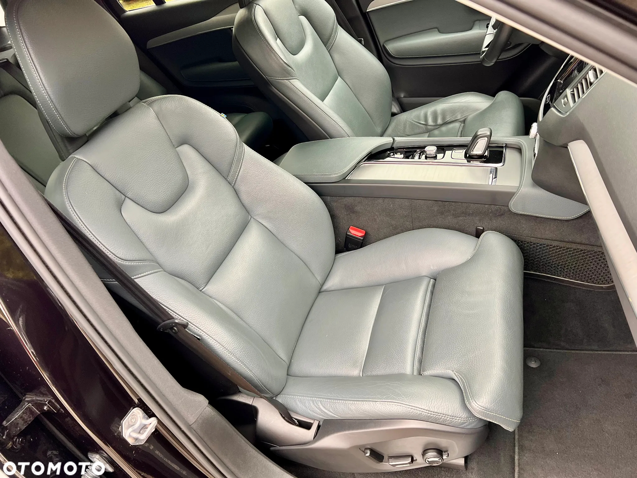 Volvo XC 90 B5 D AWD Geartronic Momentum - 33