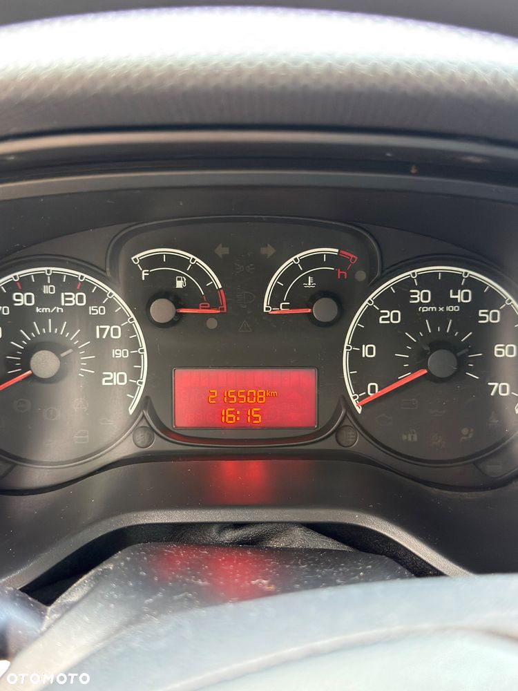 Fiat Doblo - 17