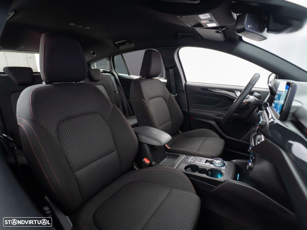 Ford Focus SW 1.0 EcoBoost ST-Line Aut. - 32
