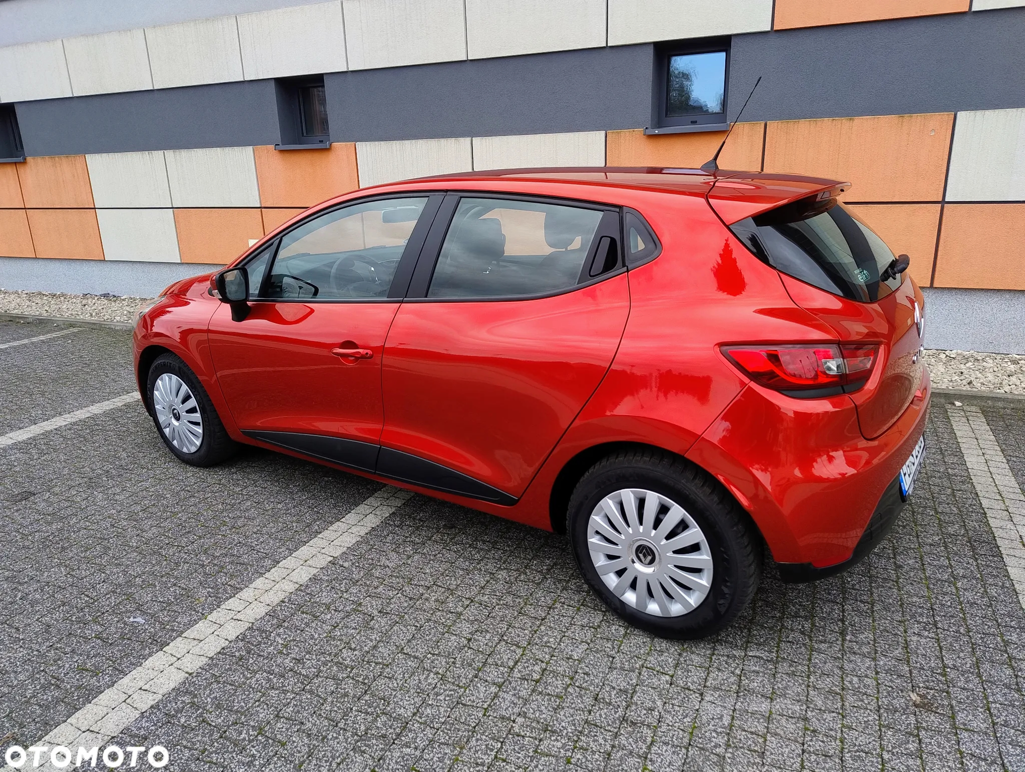Renault Clio 1.2 16V 75 Experience - 3