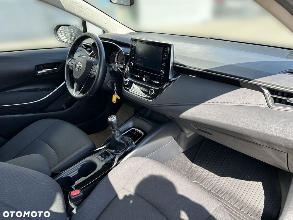 Toyota Corolla - 16