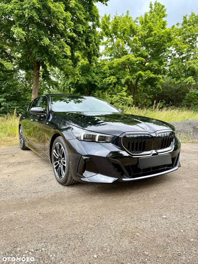 BMW Seria 5 520d mHEV M Sport - 11