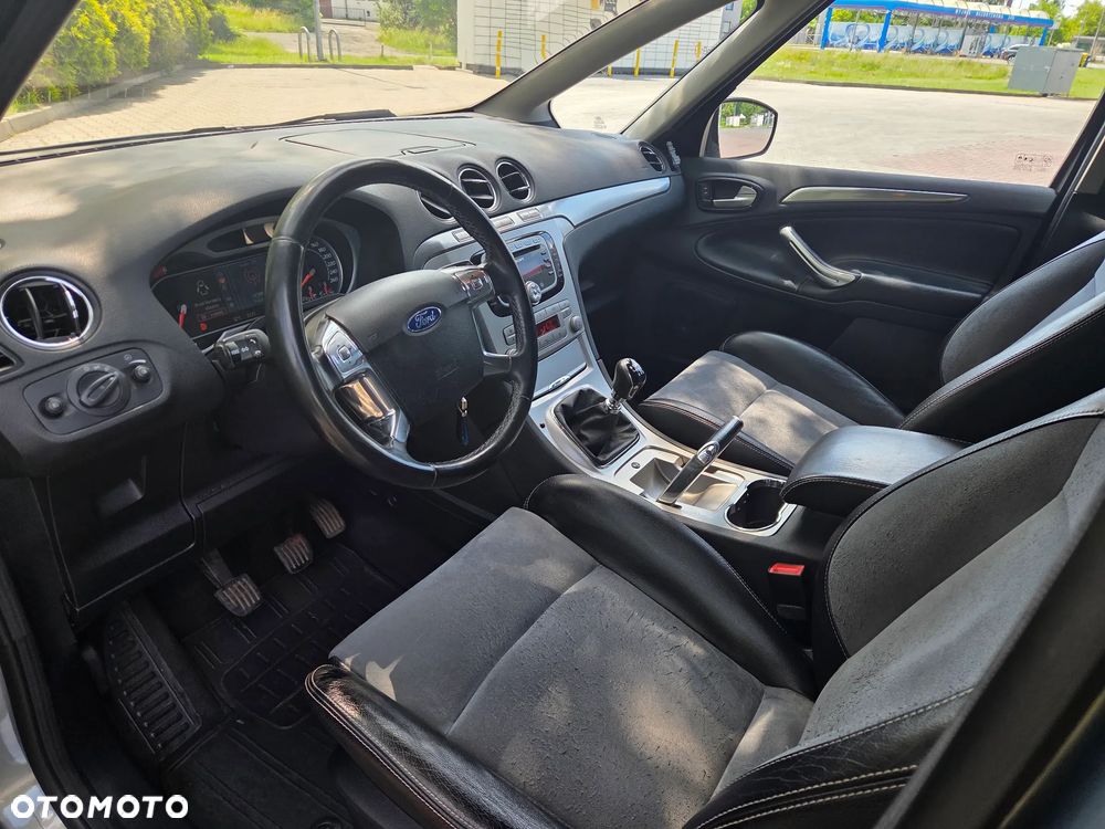 Ford S-Max 2.0 TDCi DPF Titanium - 15