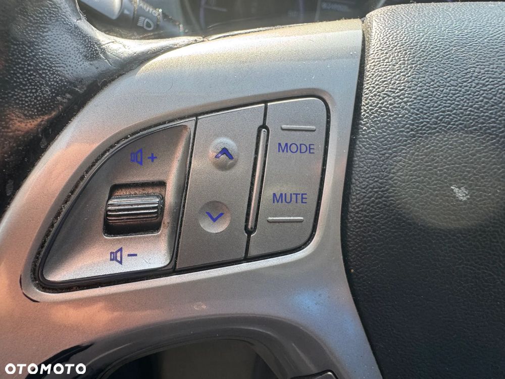 Hyundai ix35 2.0 CRDi 4WD Automatik Premium - 19