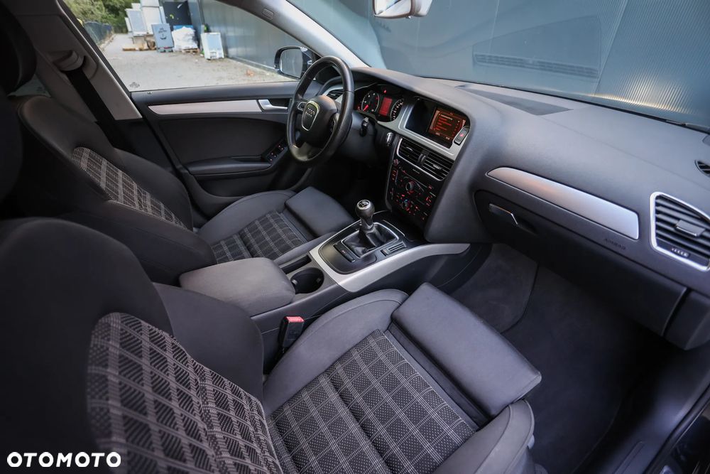 Audi A4 Avant 2.0 TDI DPF Ambition - 19