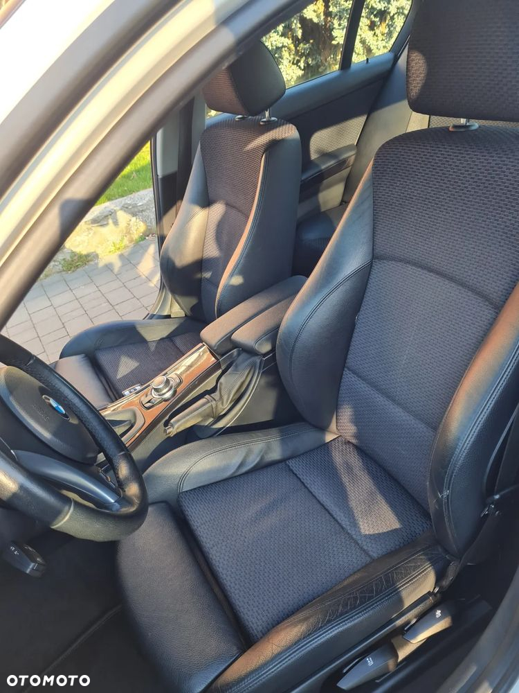 BMW Seria 3 318i - 8