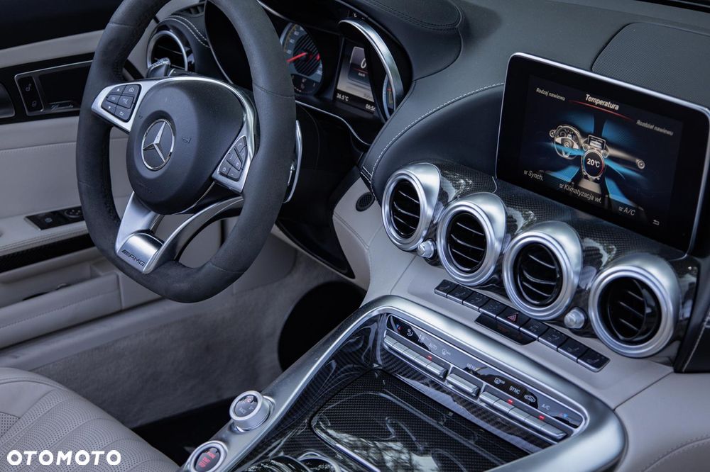 Mercedes-Benz AMG GT C - 29