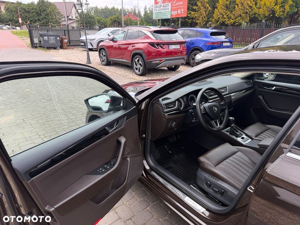 Skoda Superb 2.0 TDI L&K DSG - 6