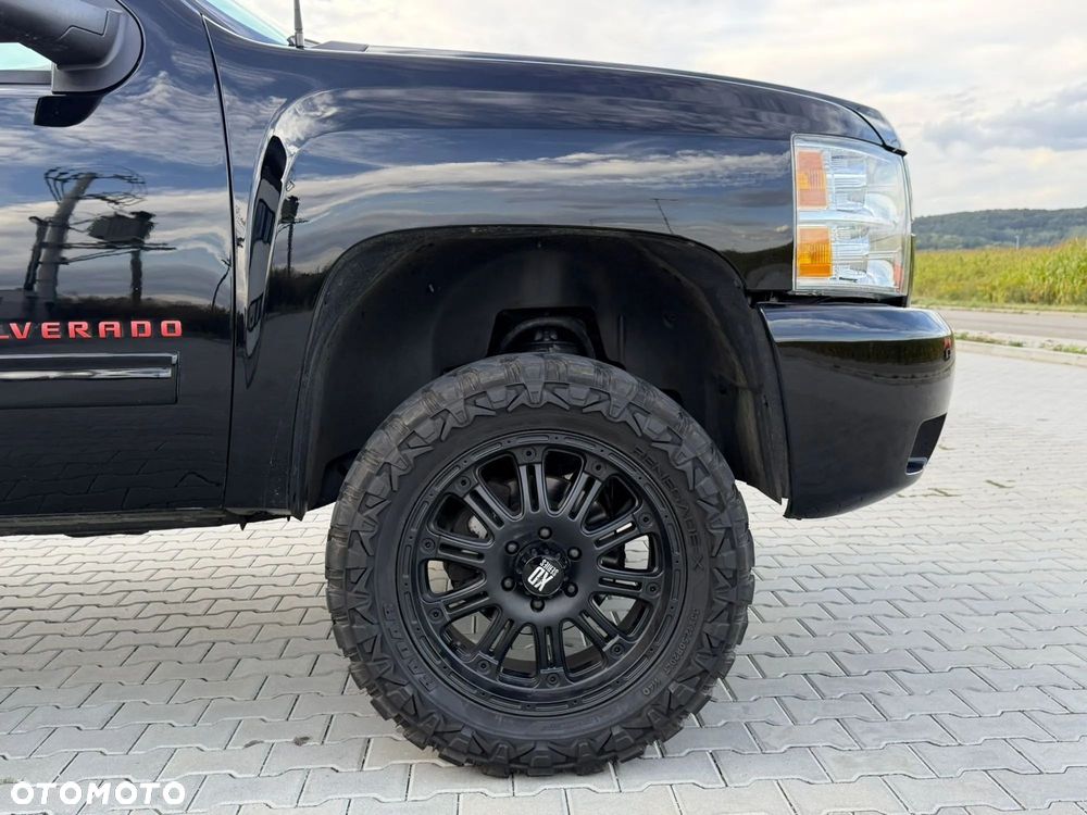 Chevrolet Silverado 5.3 Crew Cab LT2 4x4 - 22