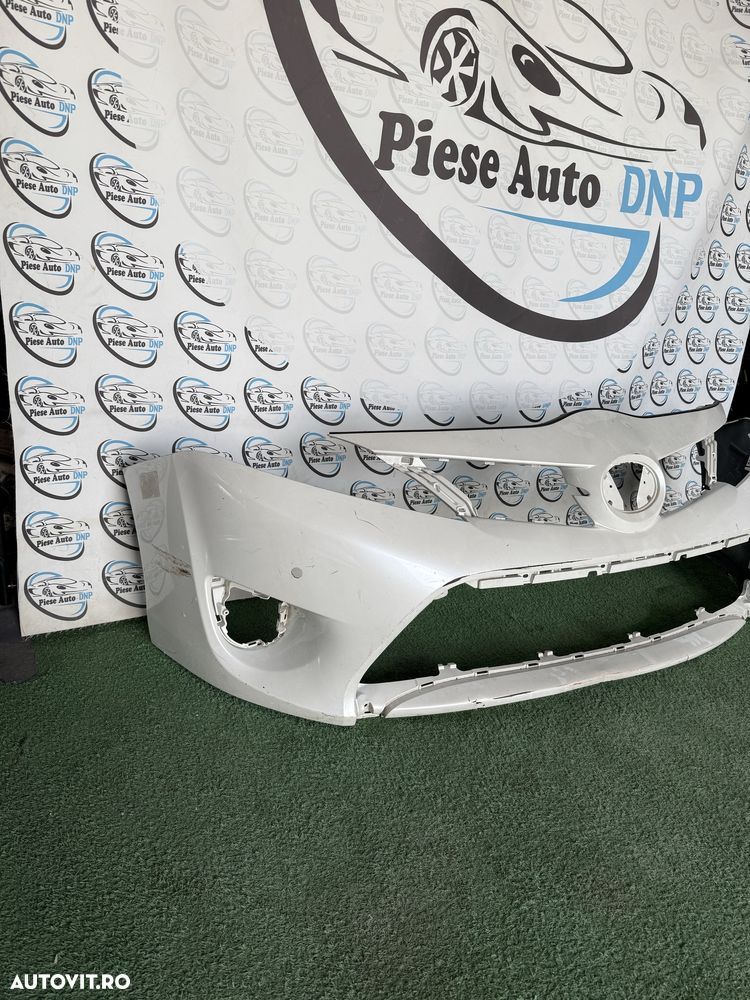 Bara fata Toyota Verso - 2