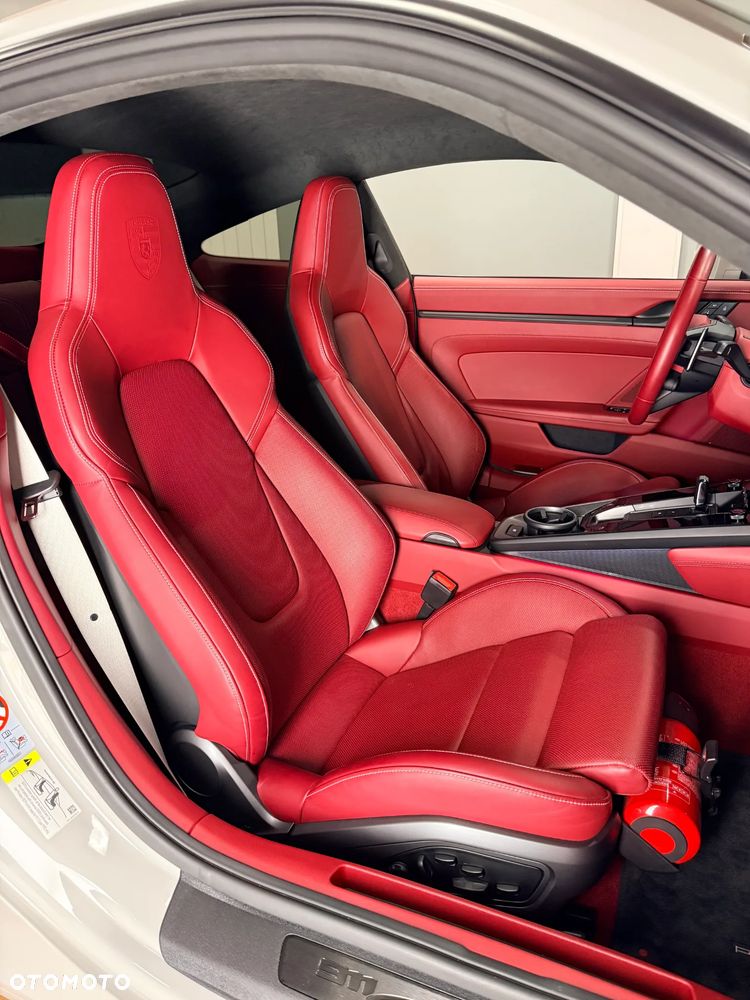 Porsche 911 - 27