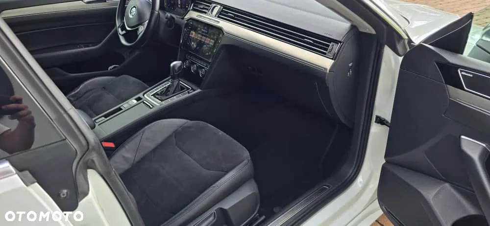 Volkswagen Arteon 2.0 TDI SCR Elegance DSG - 13