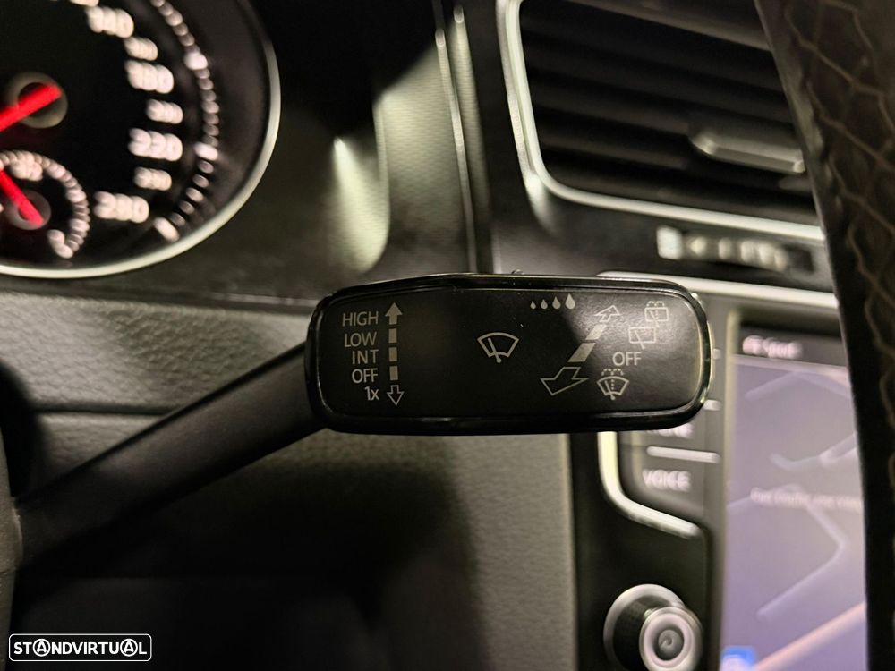 VW Golf 2.0 TDI GTD - 32