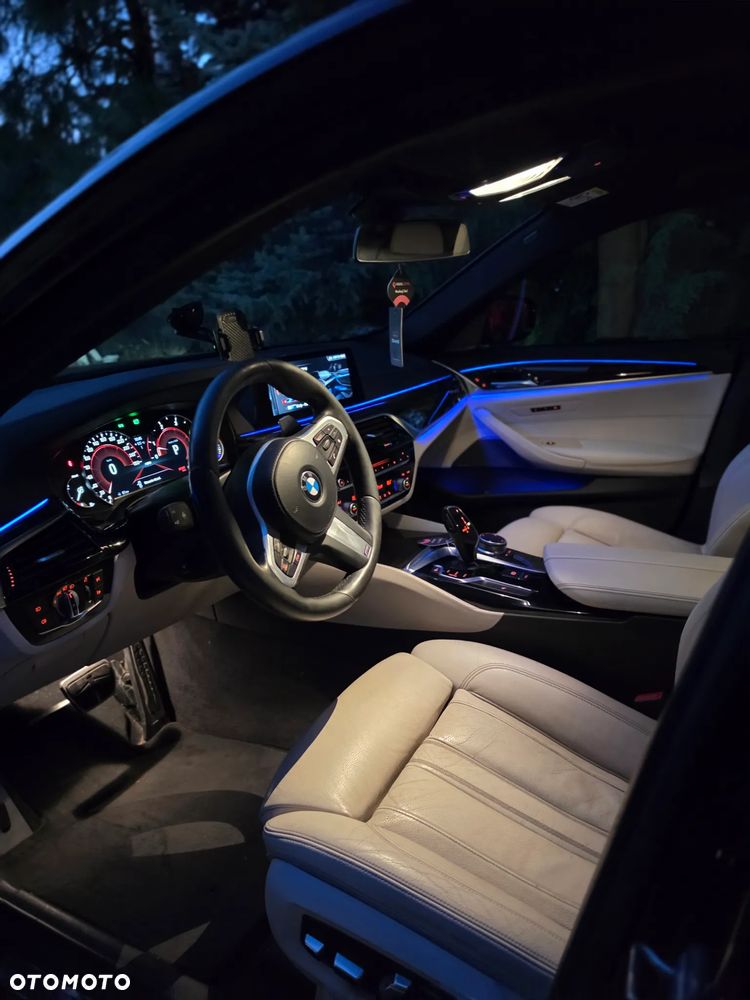 BMW Seria 5 540d xDrive M Sport sport - 9