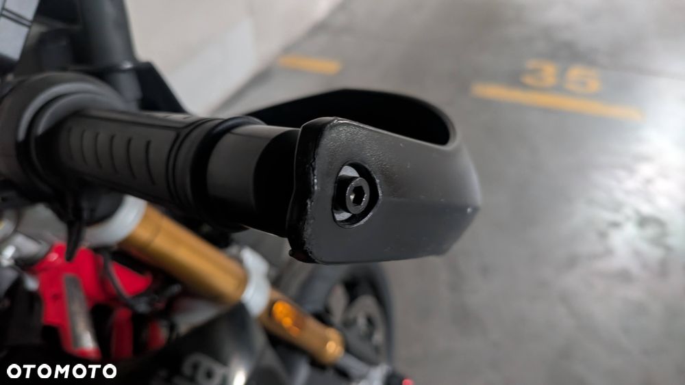 Aprilia Dorsoduro - 21