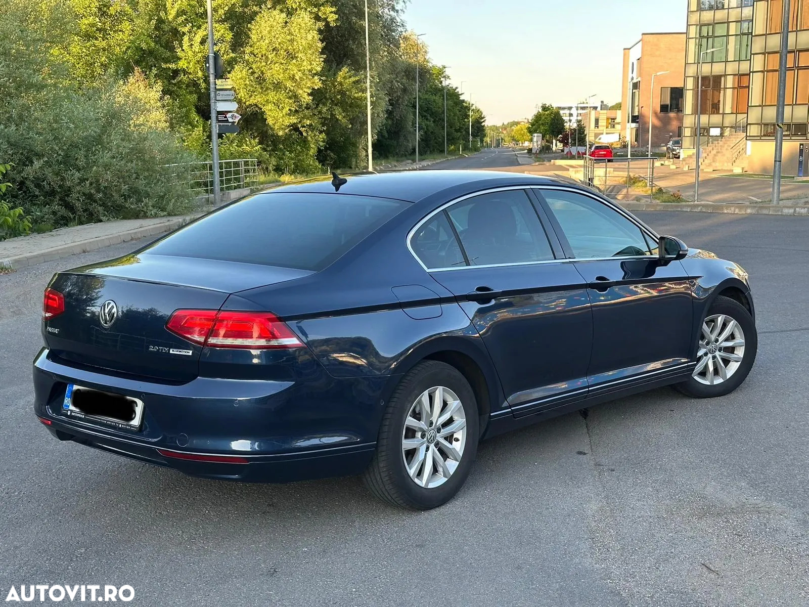 Volkswagen Passat - 7