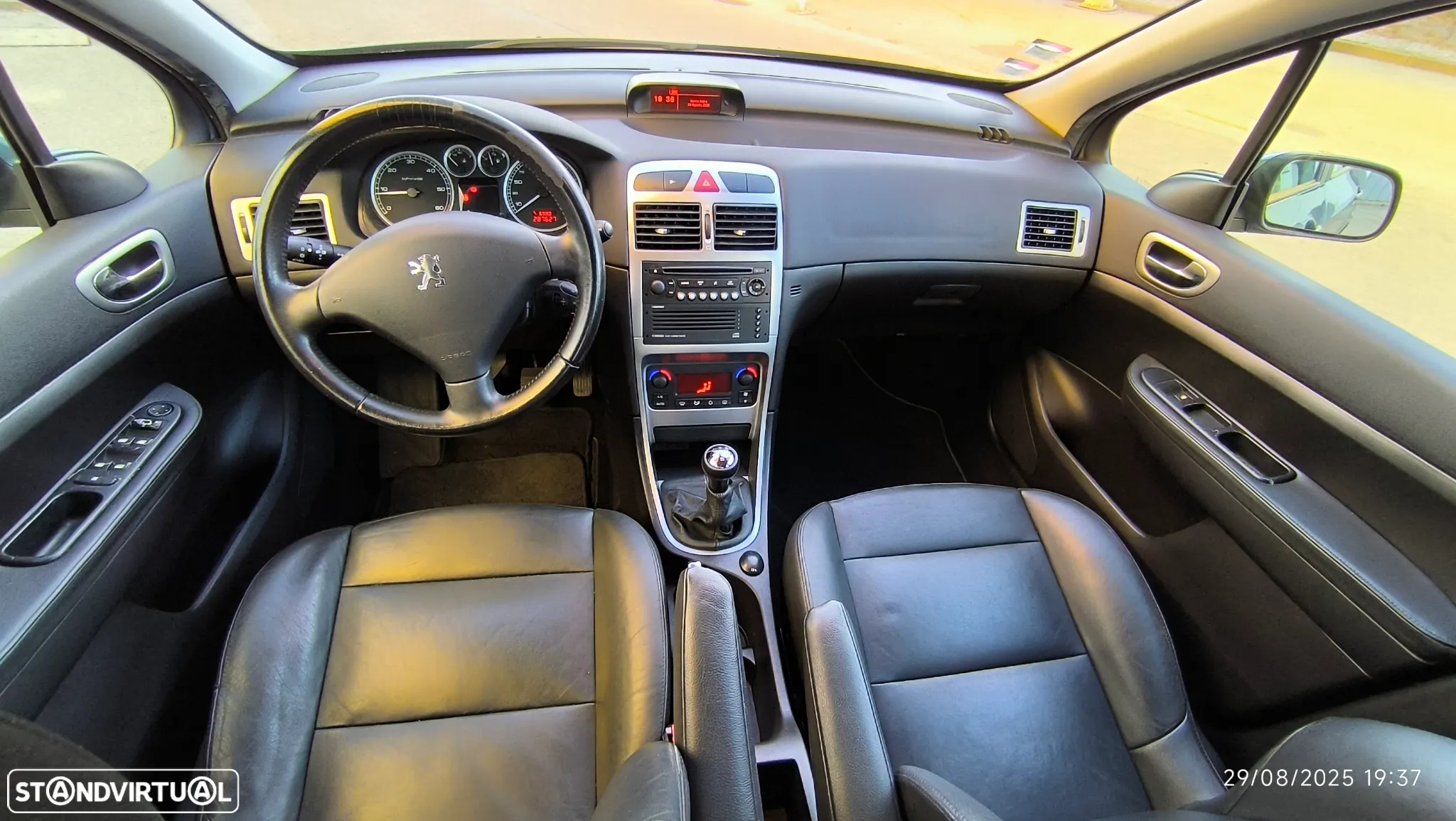 Peugeot 307 1.6 HDi Premium - 30