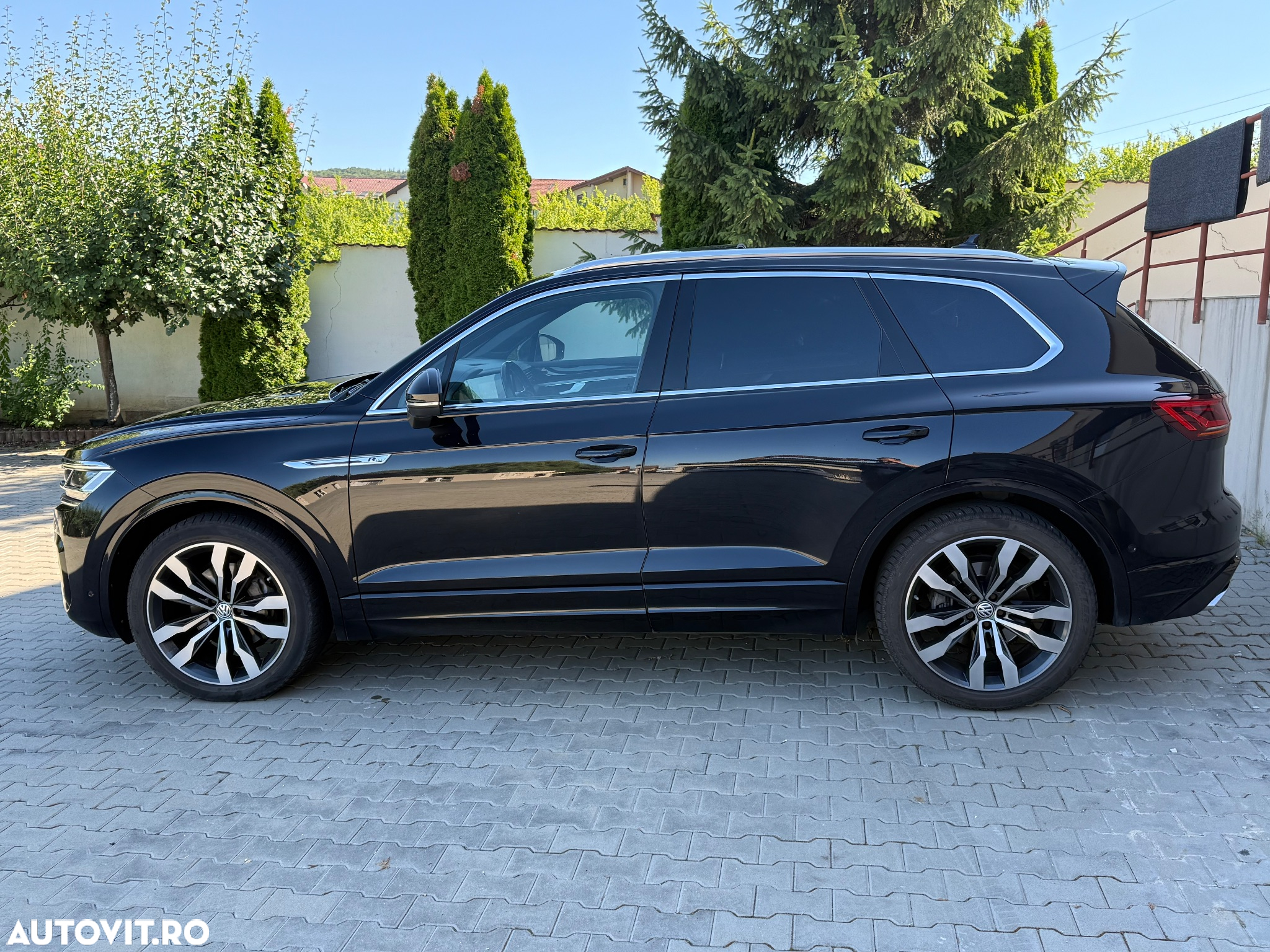 Volkswagen Touareg 3.0 V6 TDI 4Motion DPF Automatik R-Line - 2