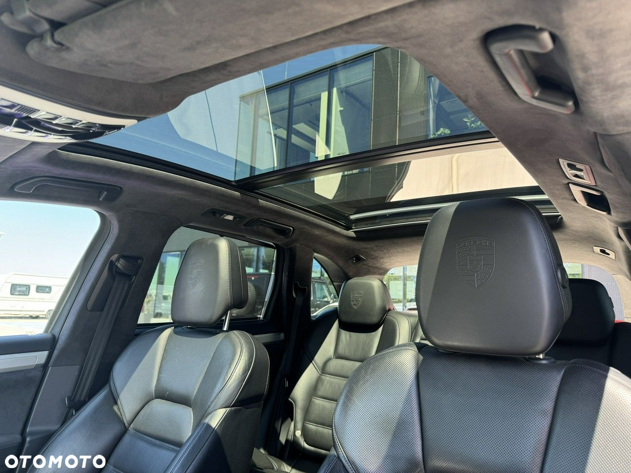Porsche Cayenne - 22