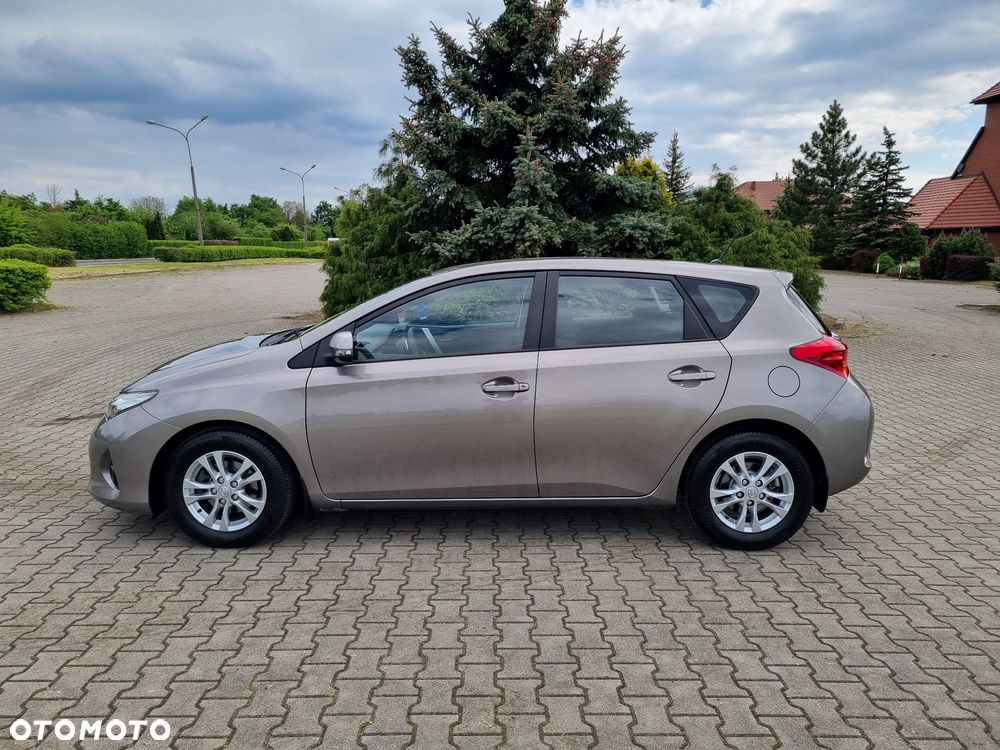 Toyota Auris 1.33 VVT-i Active - 5