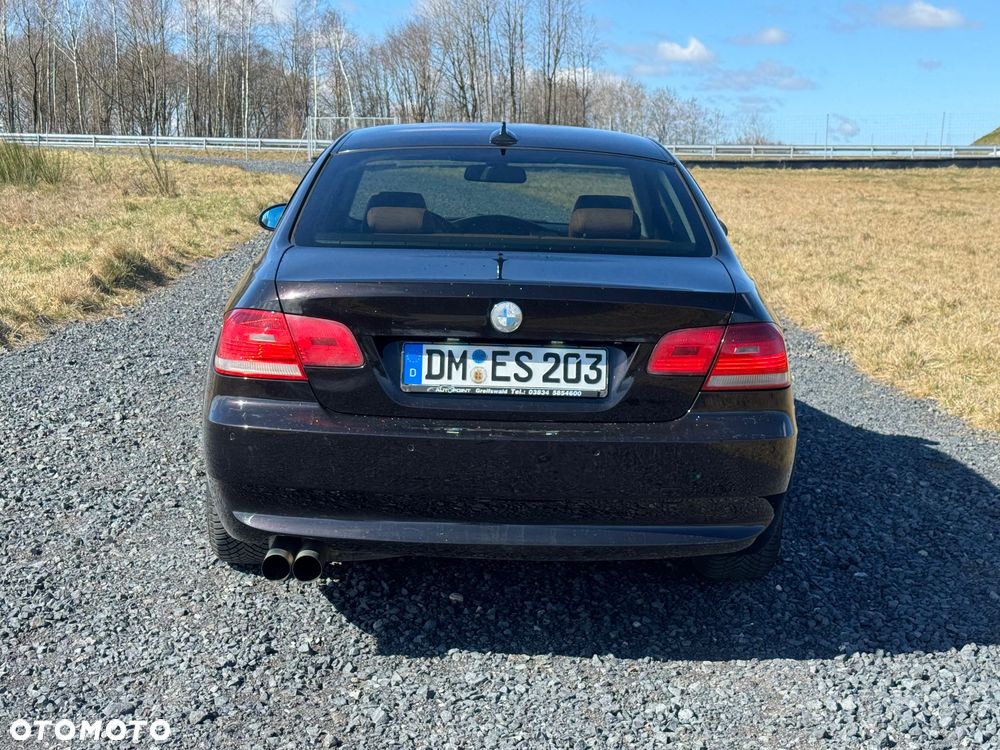BMW Seria 3 320i - 6