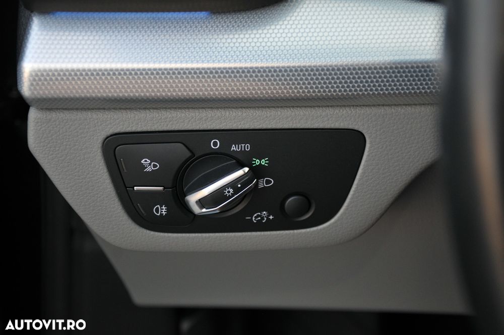Audi Q5 40 TDI quattro S tronic S line - 32