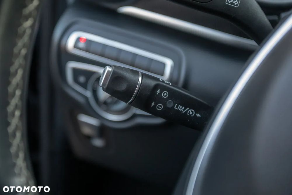 Mercedes-Benz Klasa V 250 (BlueTEC) d lang 7G-TRONIC Edition - 34