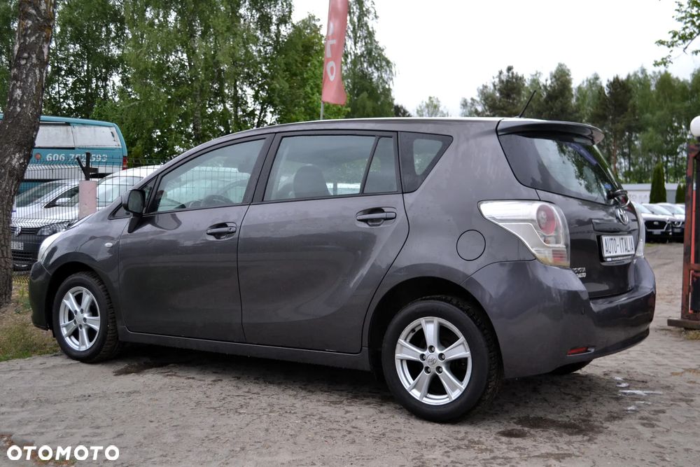 Toyota Verso 2.0 D-4D - 5