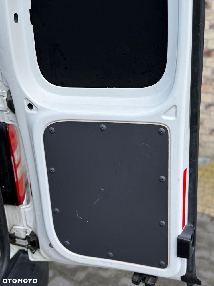 Volkswagen Caddy - 13