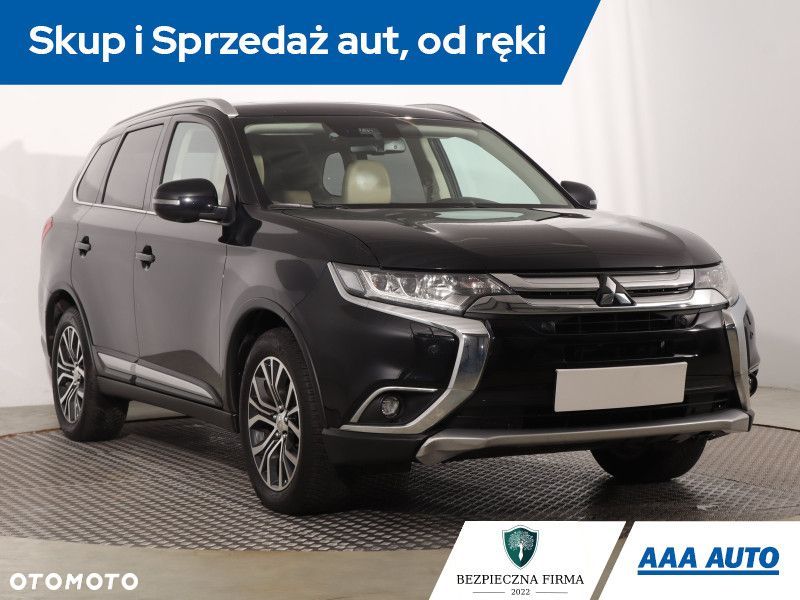 Mitsubishi Outlander - 2